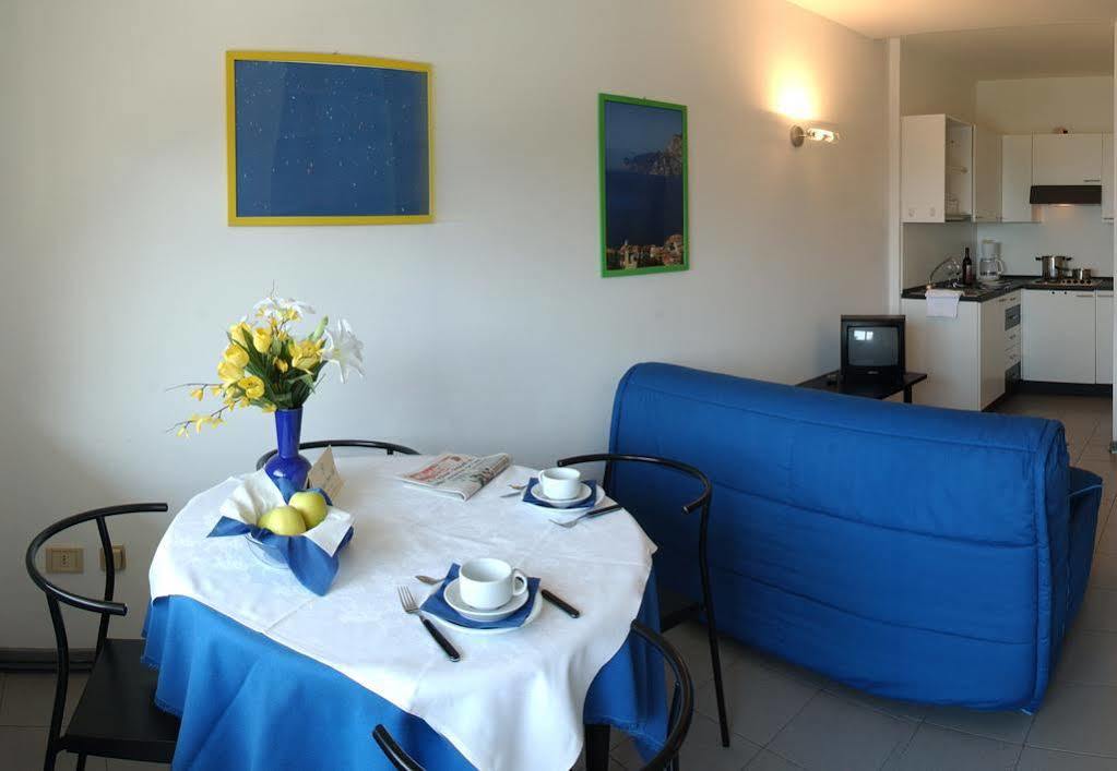 Residence Centro Vela Riva del Garda Exterior foto